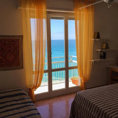 Apartment Casa Blumele, Completo, 100mq, Lgbtqplus Friendly *