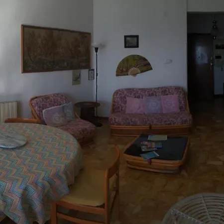 Apartment Casa Blumele, Completo, 100mq, Lgbtqplus Friendly Deiva Marina